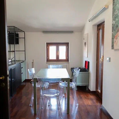 Villino Flos Cerisano